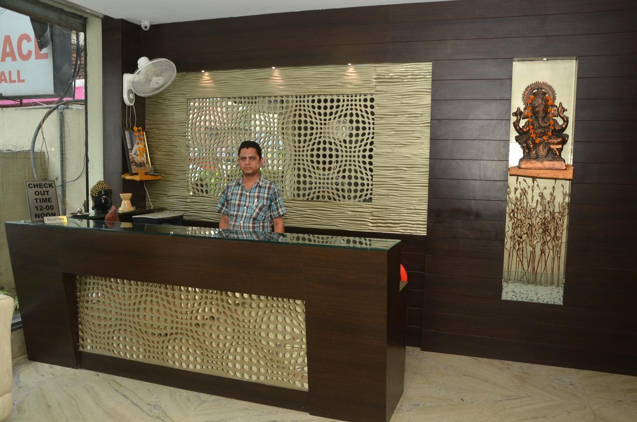 Hotel Milan Palace Amritsar Ngoại thất bức ảnh
